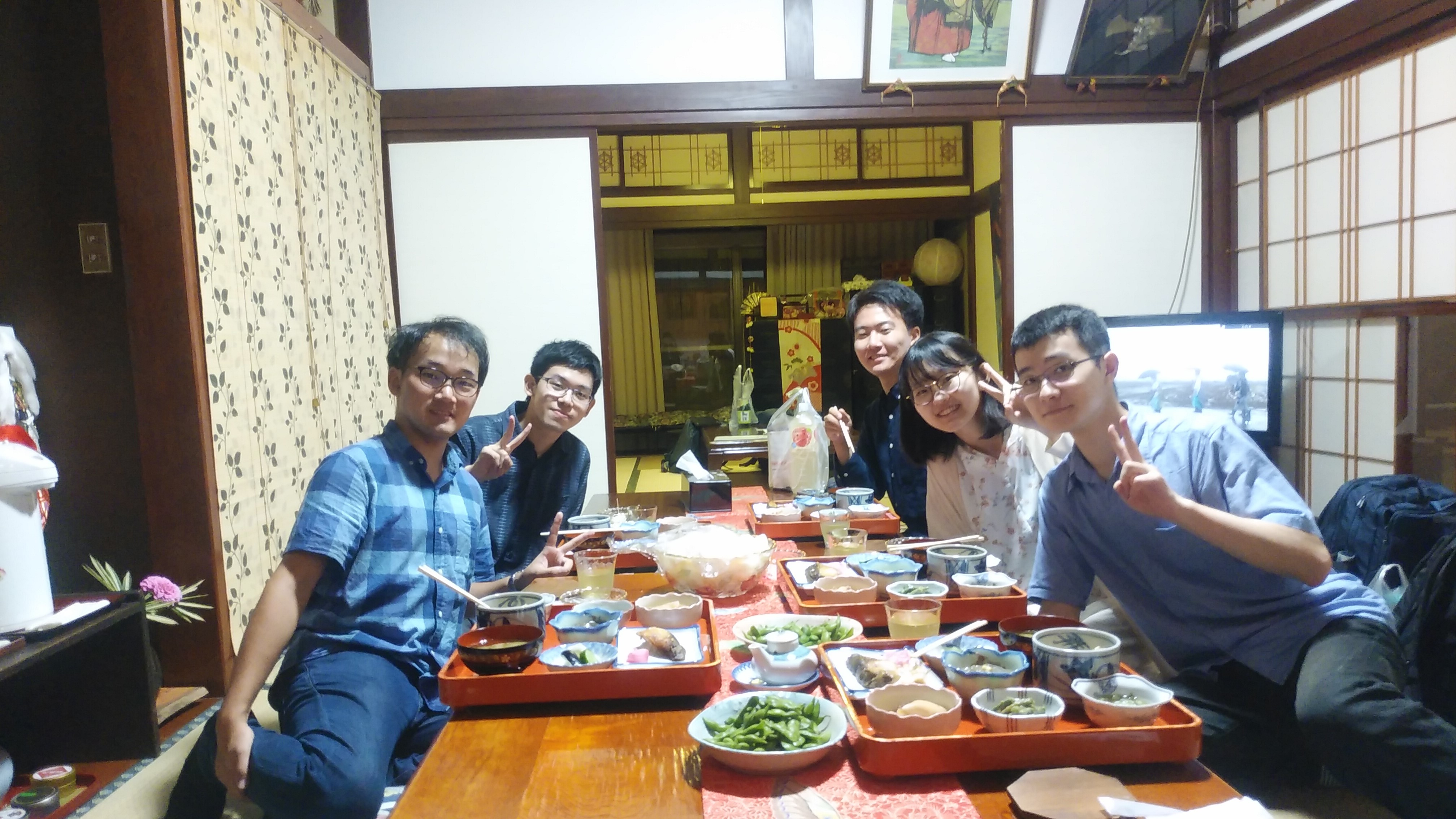 東京大学能狂言研究会宝生会が黒川で夏合宿（農家民宿清定）