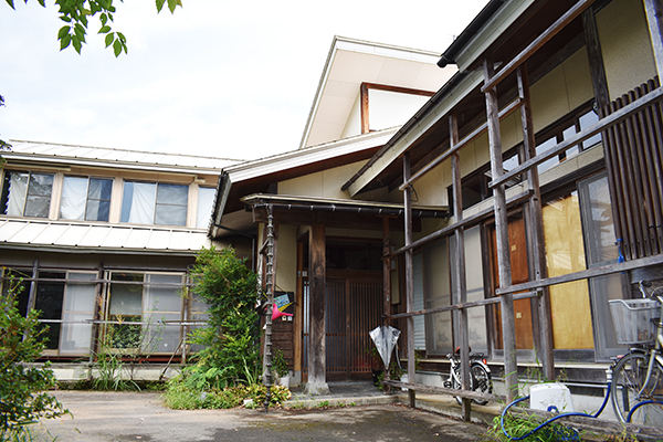 Craft Studio and Guest House FUu~